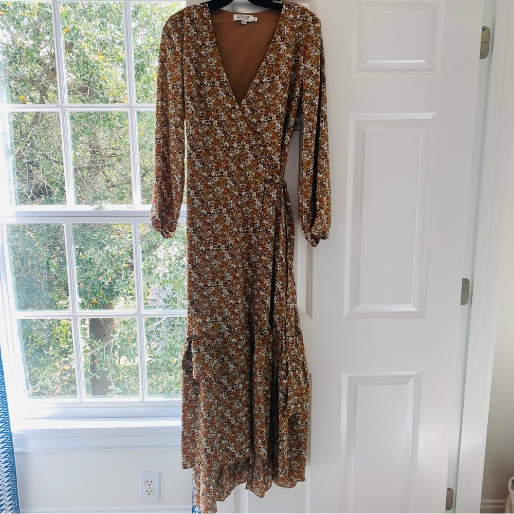 Molly Bracken wrap dress size small